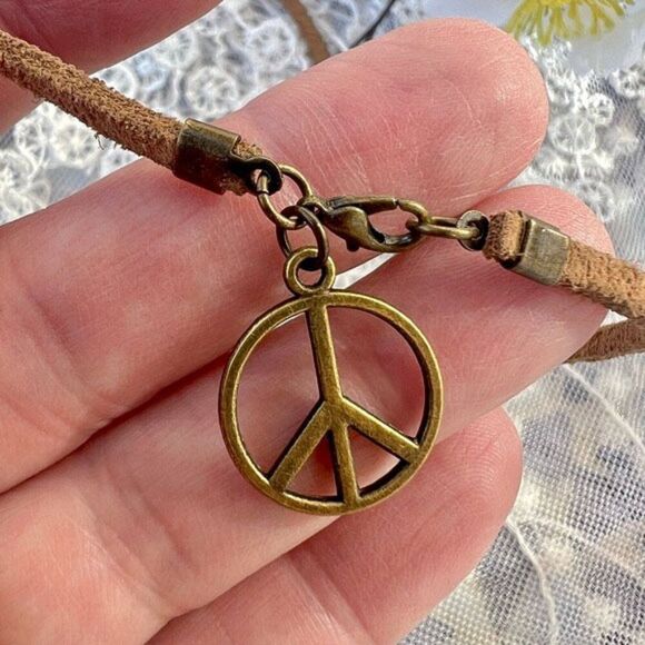 Vintage Leather Cord Abalone Shell Surfer Necklace Rugged Unisex 22" - Picture 6 of 11